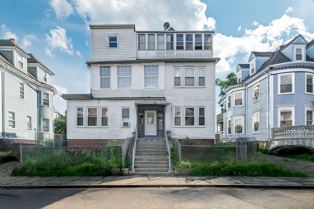 29 Esmond Street, Dorchester — photo 1 of 46